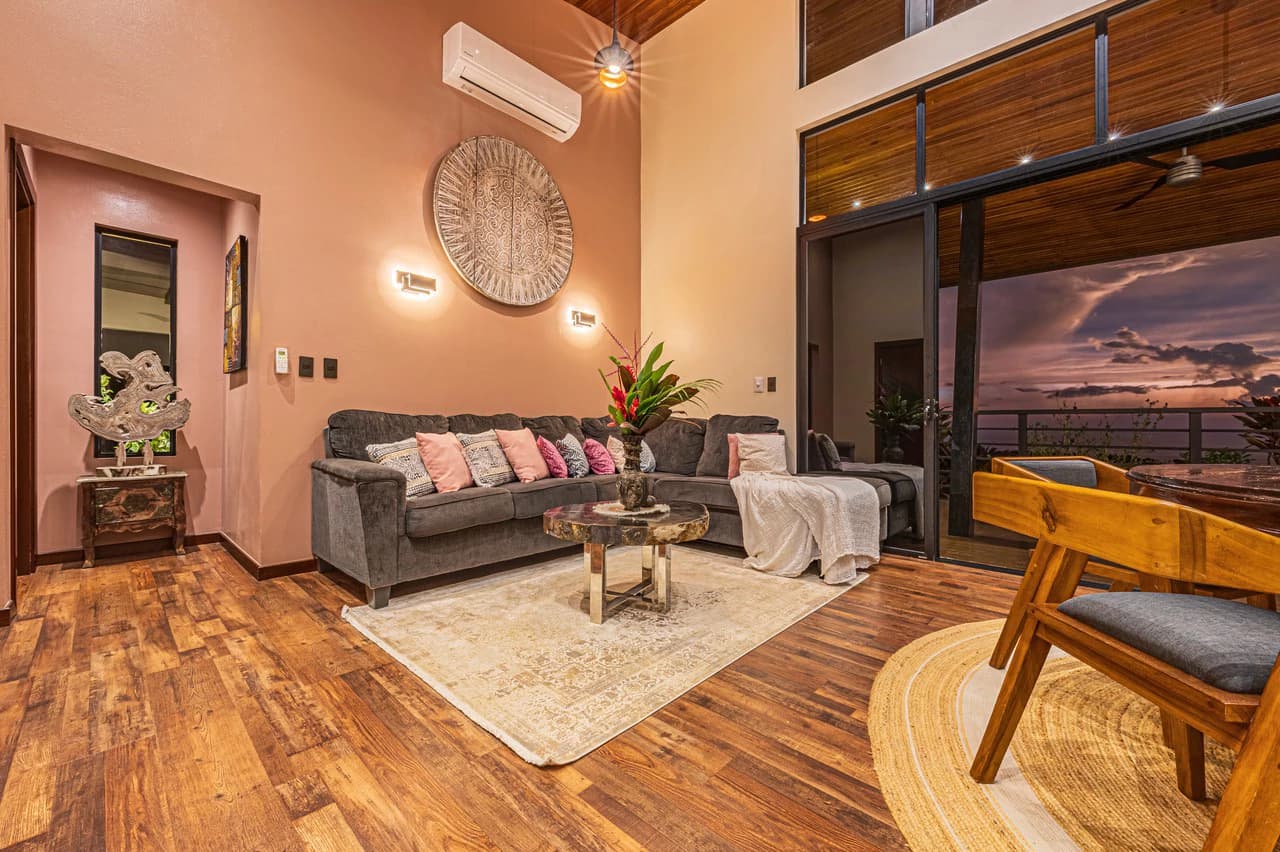 Casa Markissa: Luxury Oceanview Villa with Proven Rental Income. - photo 12