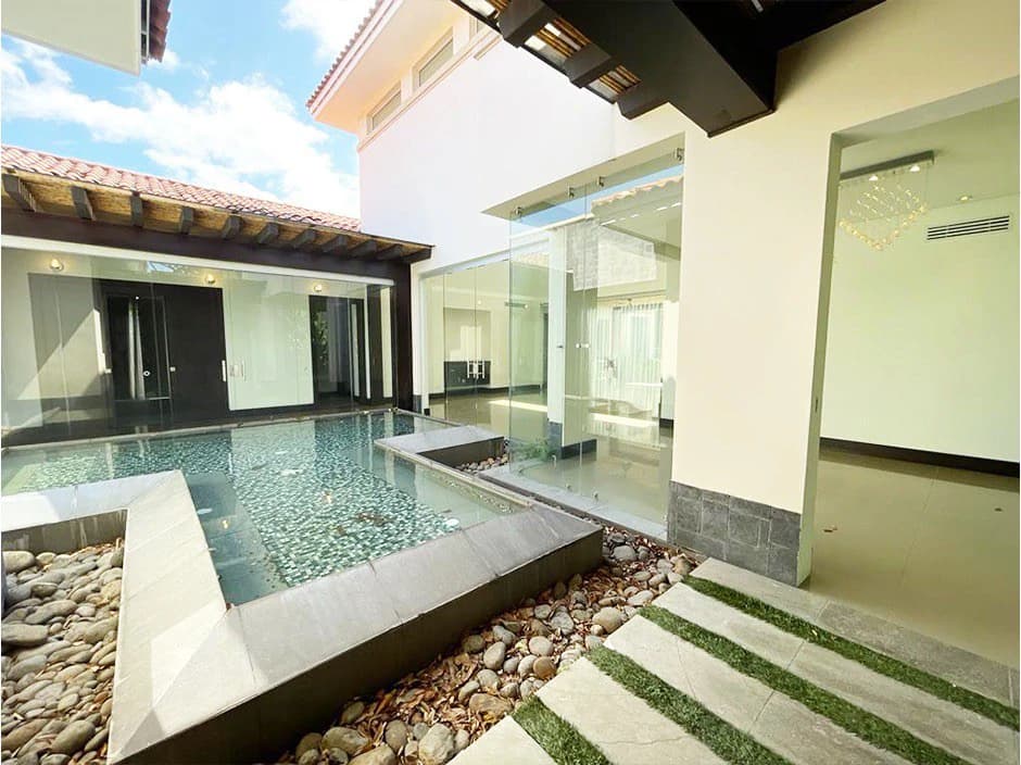 Hacienda Lindora: House For Sale in Lindora - photo 5