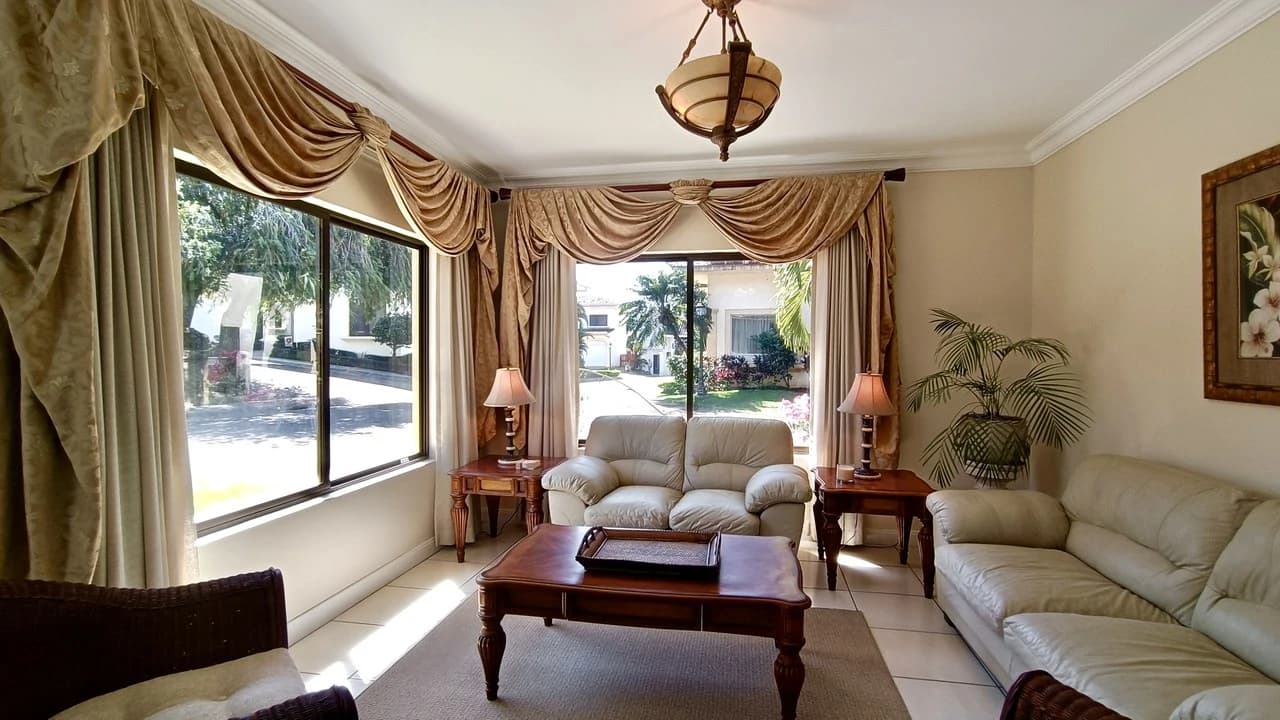 House for sale in Belen, Heredia, Costa Rica. Totally furnished!!! - photo 6