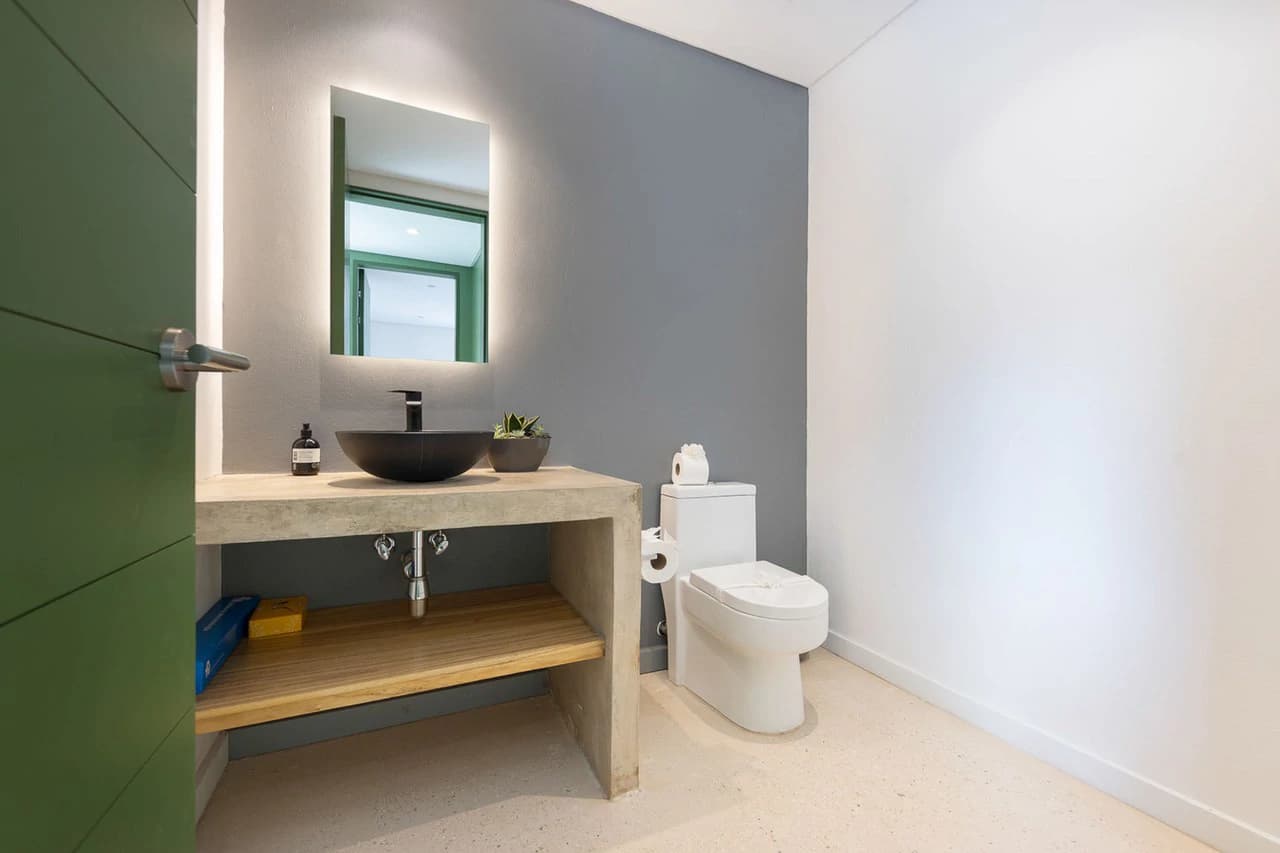 Casa C35: Stylish 4 Bedroom Home a Block to the Beach! - photo 3