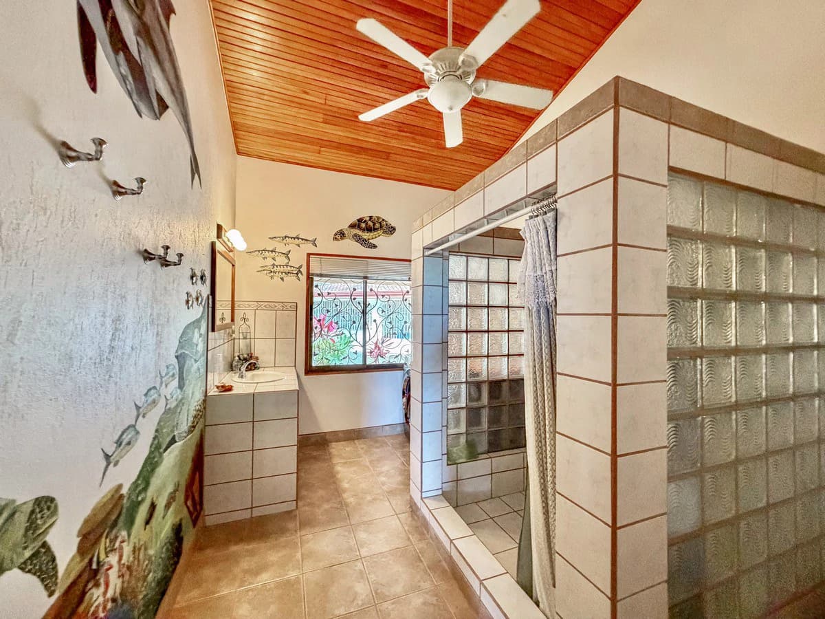 3.64 ACRES - 3 Bedroom Home With Expansive Ocean Views, Multiple Areas to Build, Public Road With Commercial Potential, 10min to the Beach!! - photo 29