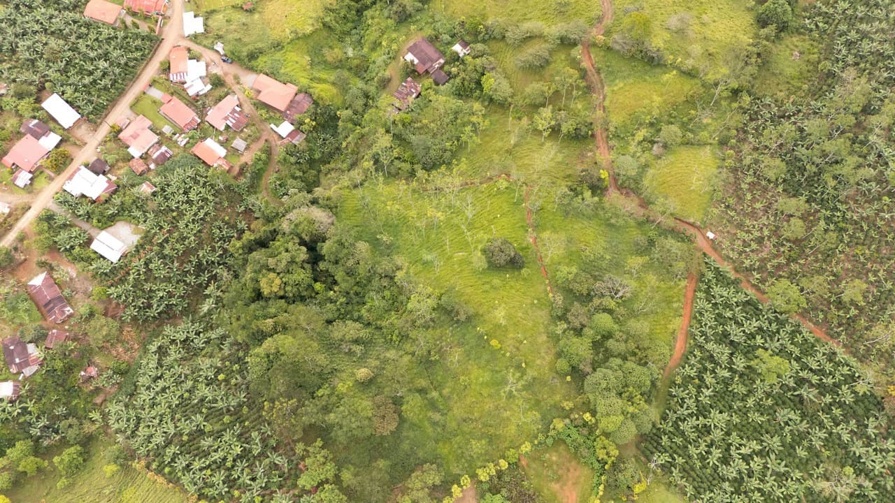 Se vende 6acres en San Antonio de Rivas, Pérez Zeledón: Countryside Home Construction Site For Sale in San Isidro del General - photo 21