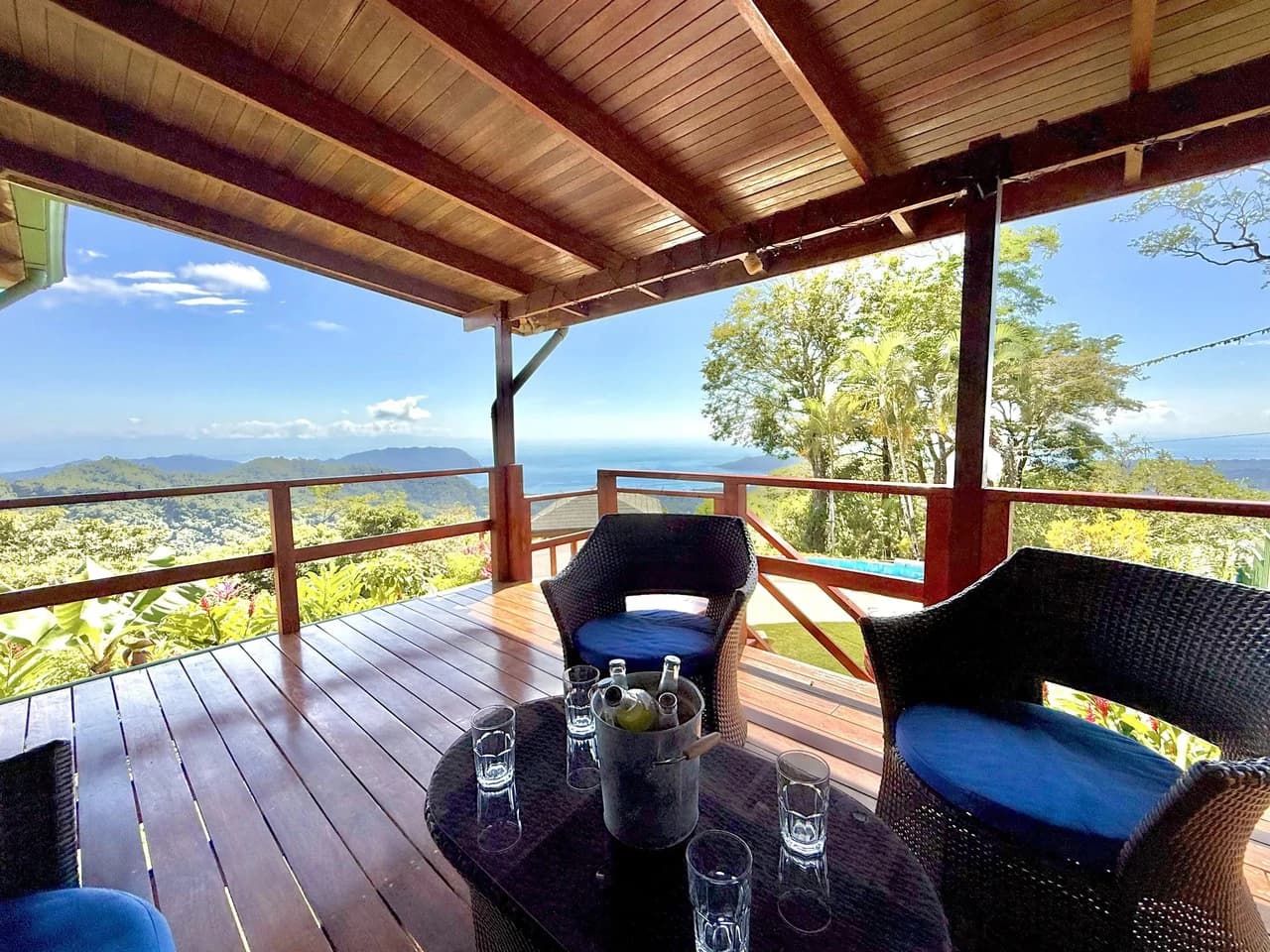 CASA DE LAPAS - OCEAN VIEW: Could you live at the Top of a Mountain in Costa Rica? Because.... now you can! Billion dollar views and LARGE ACREAGE for only $1 Million USD. - photo 12