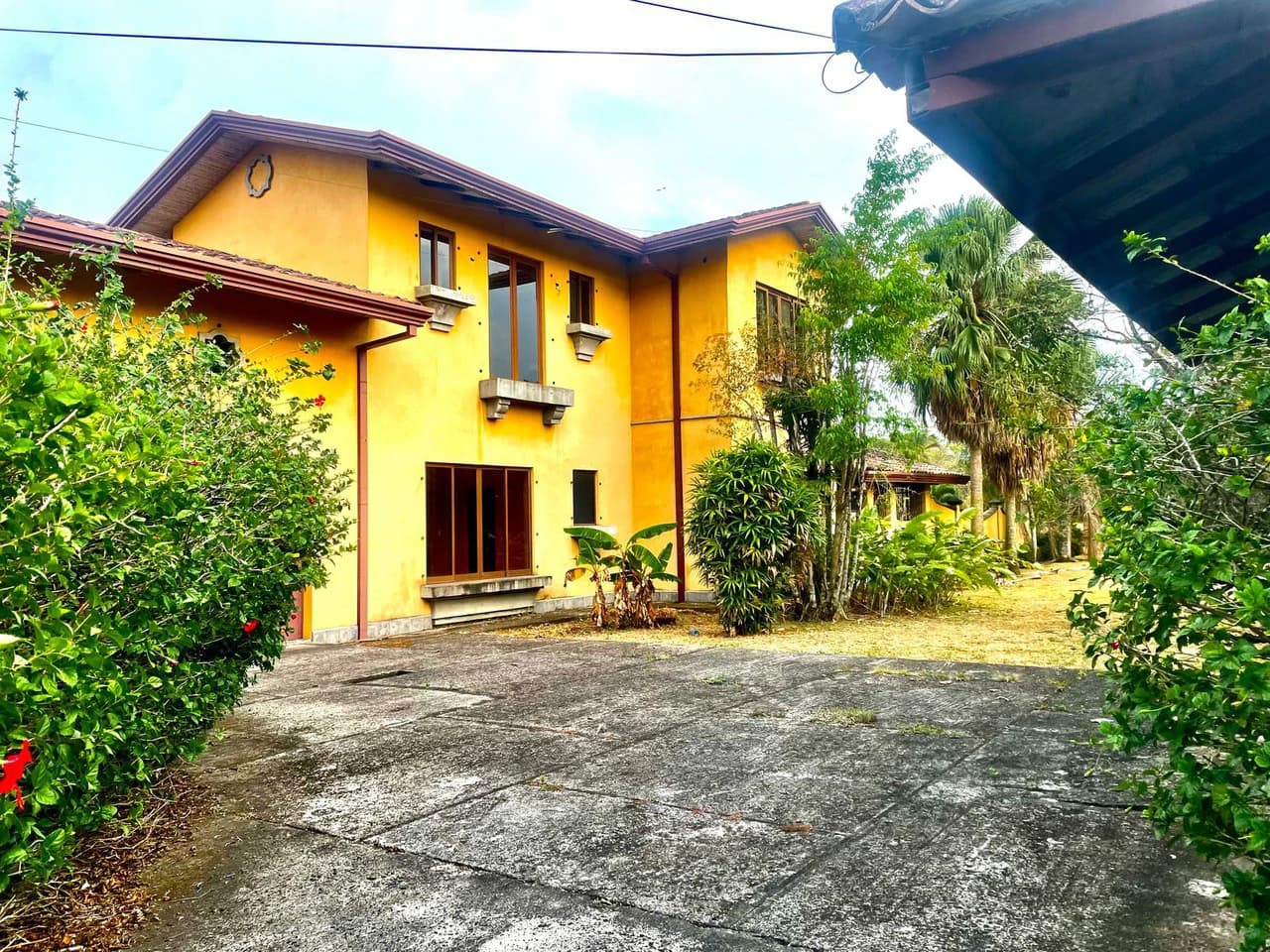 House for sale with pool in Hacienda los Reyes Alajuela Costa Rica - photo 2