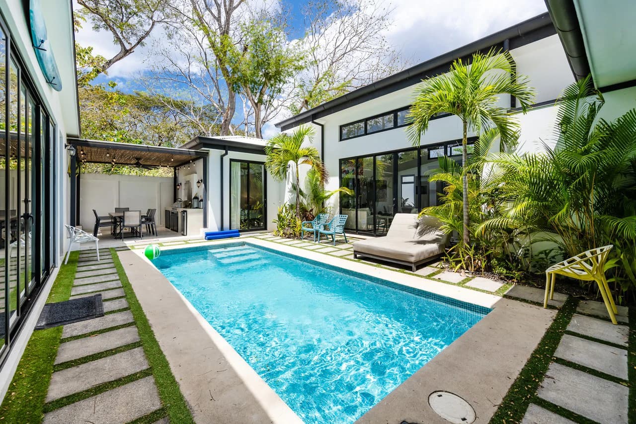 Casa Rio: Modern 5-Bedroom Home with Pool & Casita in Surfside Potrero - photo 9