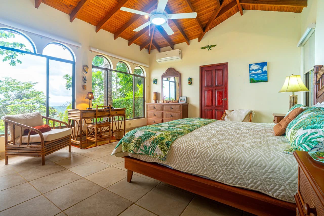 Casa Mono Titi: Front Ridge Ocean View – Tres Rios, Costa Rica - photo 27