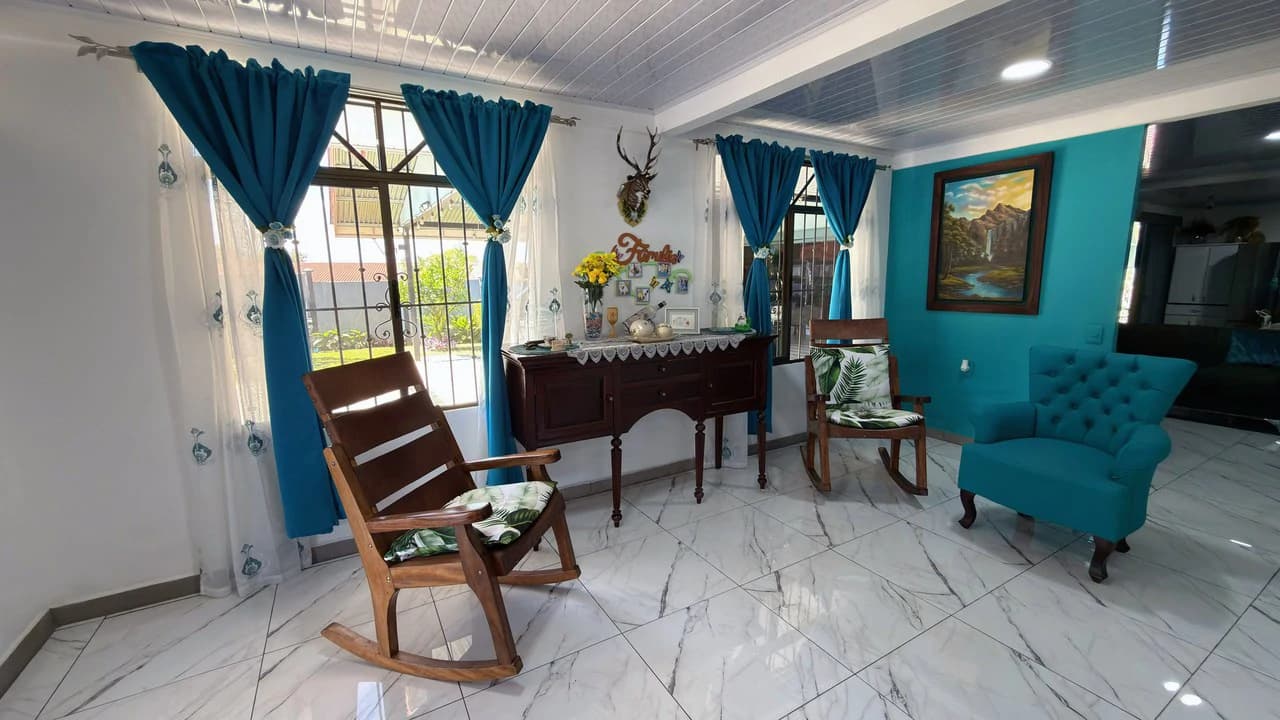 Countryside House For Sale in San Pedro - photo 16