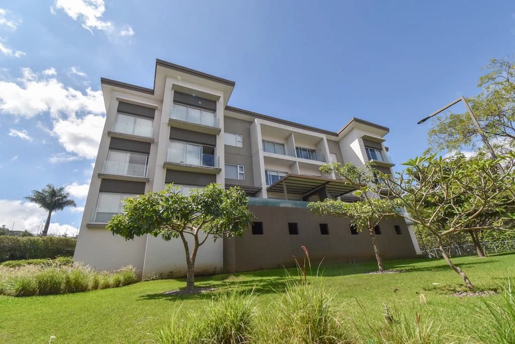 Penthouse con Línea Blanca de 3 habitaciones en Escazú: Apartment For Sale in Guachipelín - photo 37