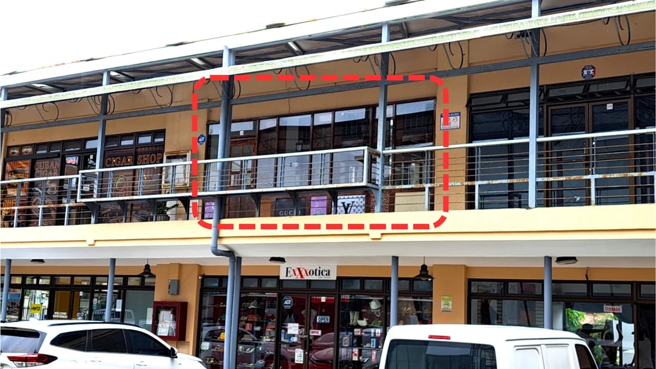 Shop Space with Loft in Jaco’s downtown Plaza Coral for Sale or Rent - photo 5