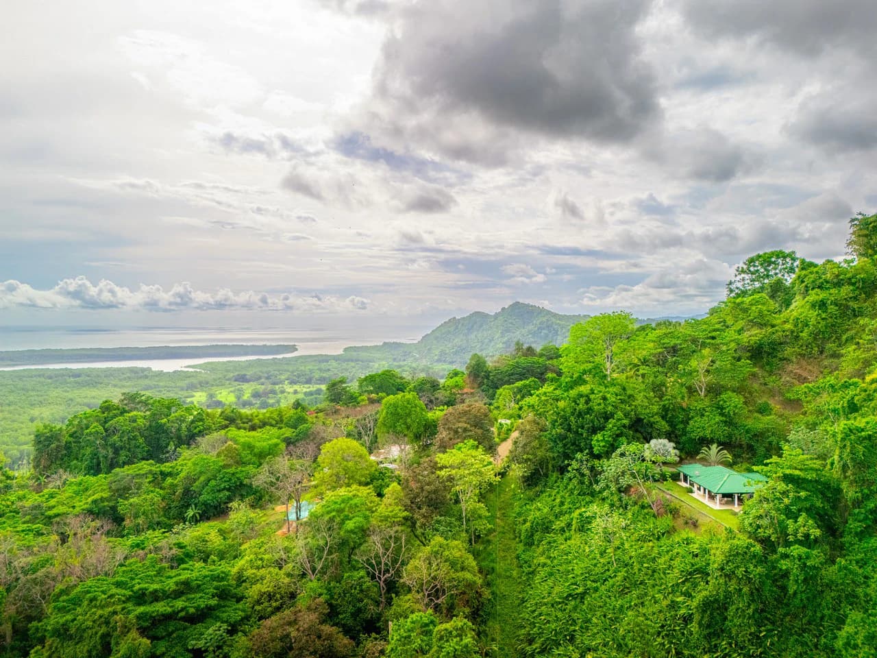 Casa Mono Titi: Front Ridge Ocean View – Tres Rios, Costa Rica - photo 3