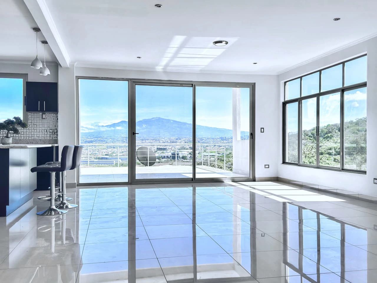 Casa Hilltop: Casa Hilltop mountainside home for sale in Guachipelin Escazu - photo 2