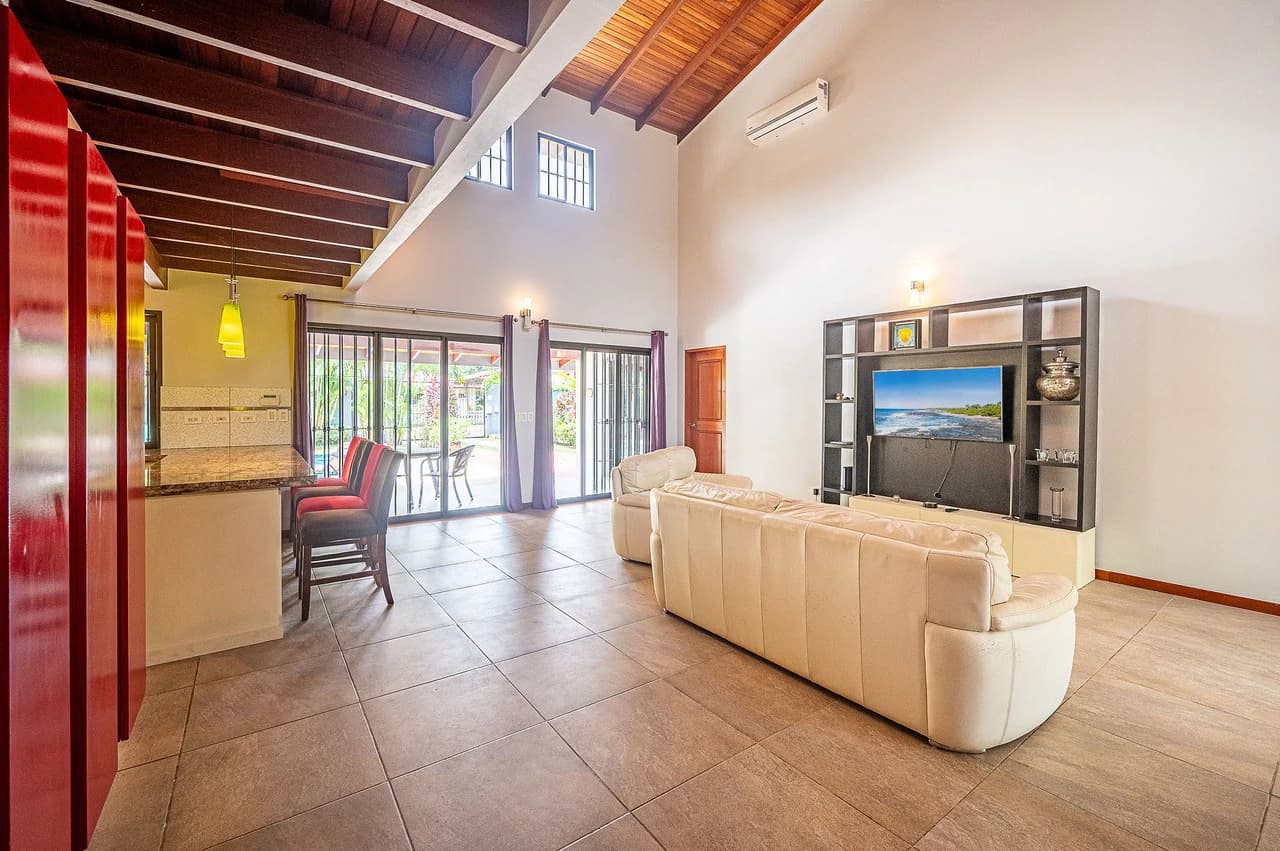 Modern Coastal Affordable 3-bedroom Home Near Los Sueños Resort - photo 8