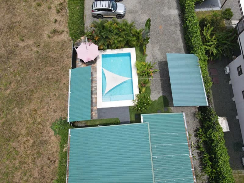 Butterfly Wings House 3 Bed 2 Bath Walking Distance To Town - photo 49