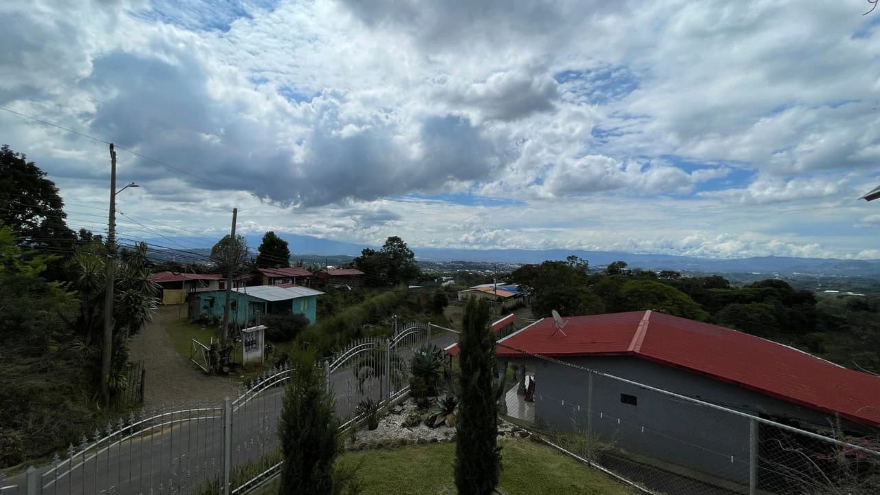 Mountain House For Sale in Grecia - photo 20