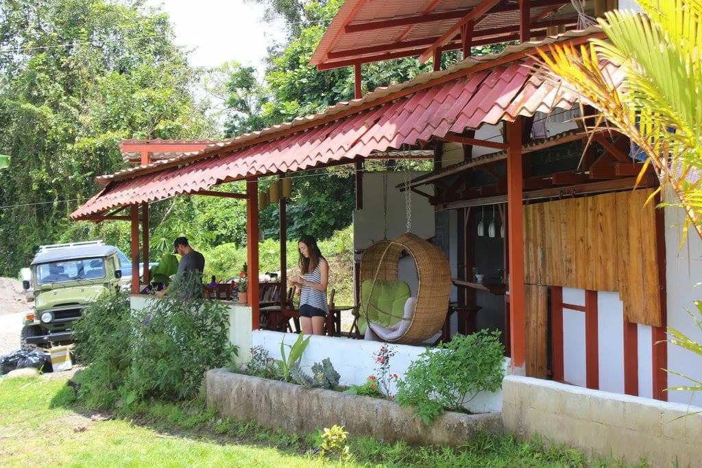 Nepenthe B&B: Hotel / B&B in the Rain Forest with spectacular views of Lake Arenal & Volcano. - photo 13