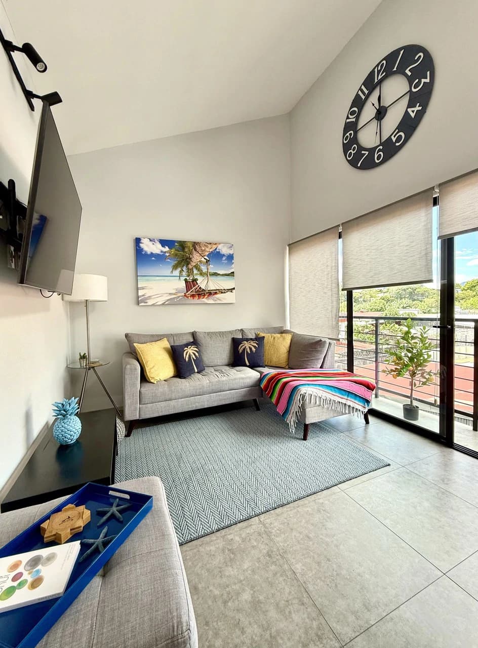 San Pedro Condo: Urban Sunset Loft - Modern Furnished 2 Bedroom Condo for Sale in San Pedro, San José - photo 4