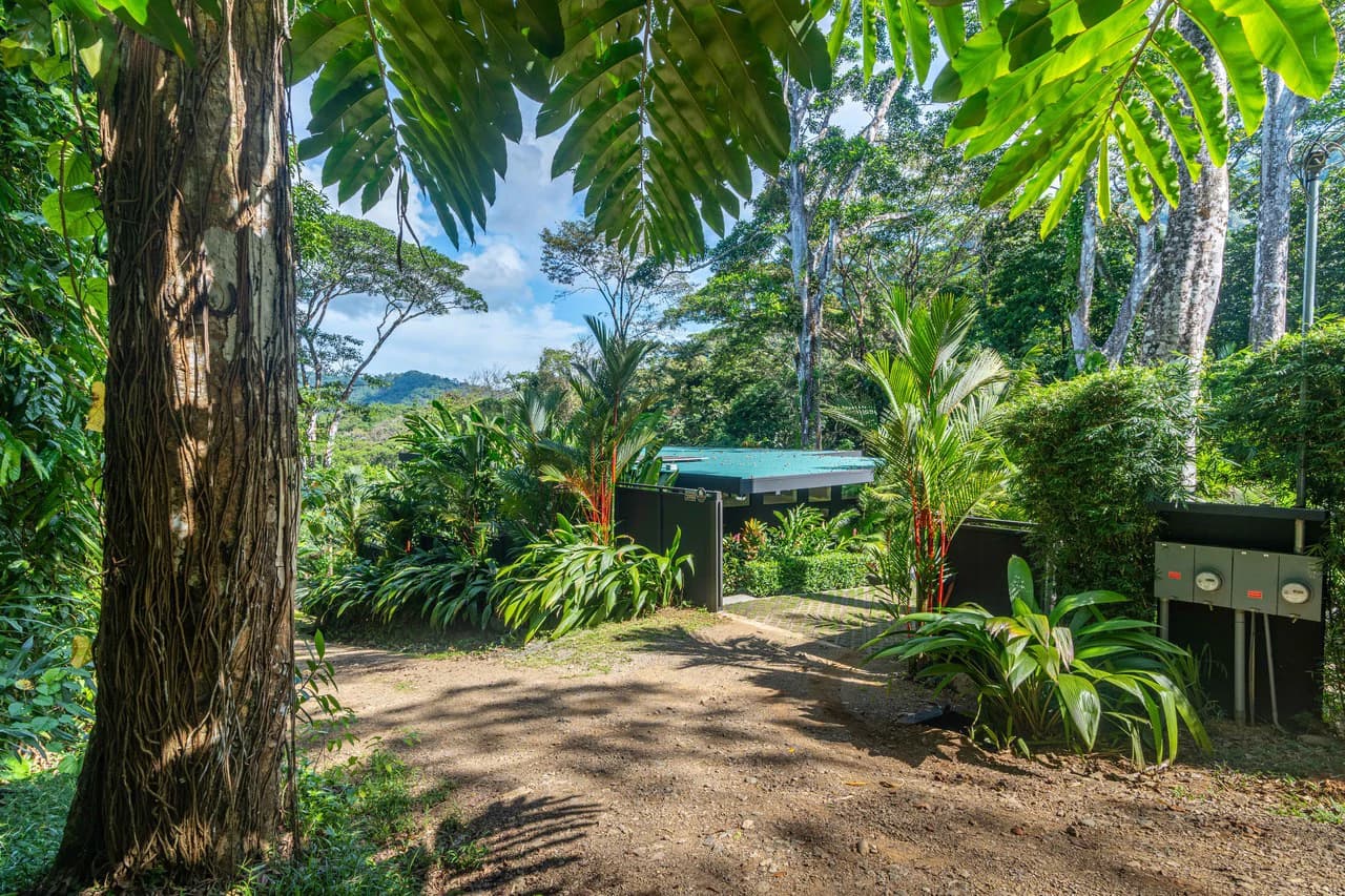 Escaleras Modern Elegance with Ocean Window Views and Jungle Tranquility, Dominical Costa Rica - photo 19