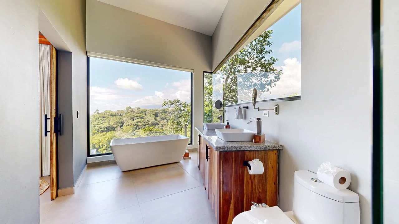 LUXURY PROPERTY WITH STUNNING OCEAN VIEWS IN UVITA, COSTA RICA. A GREAT INVESTMENT!: Mountain House For Sale in Uvita - photo 26