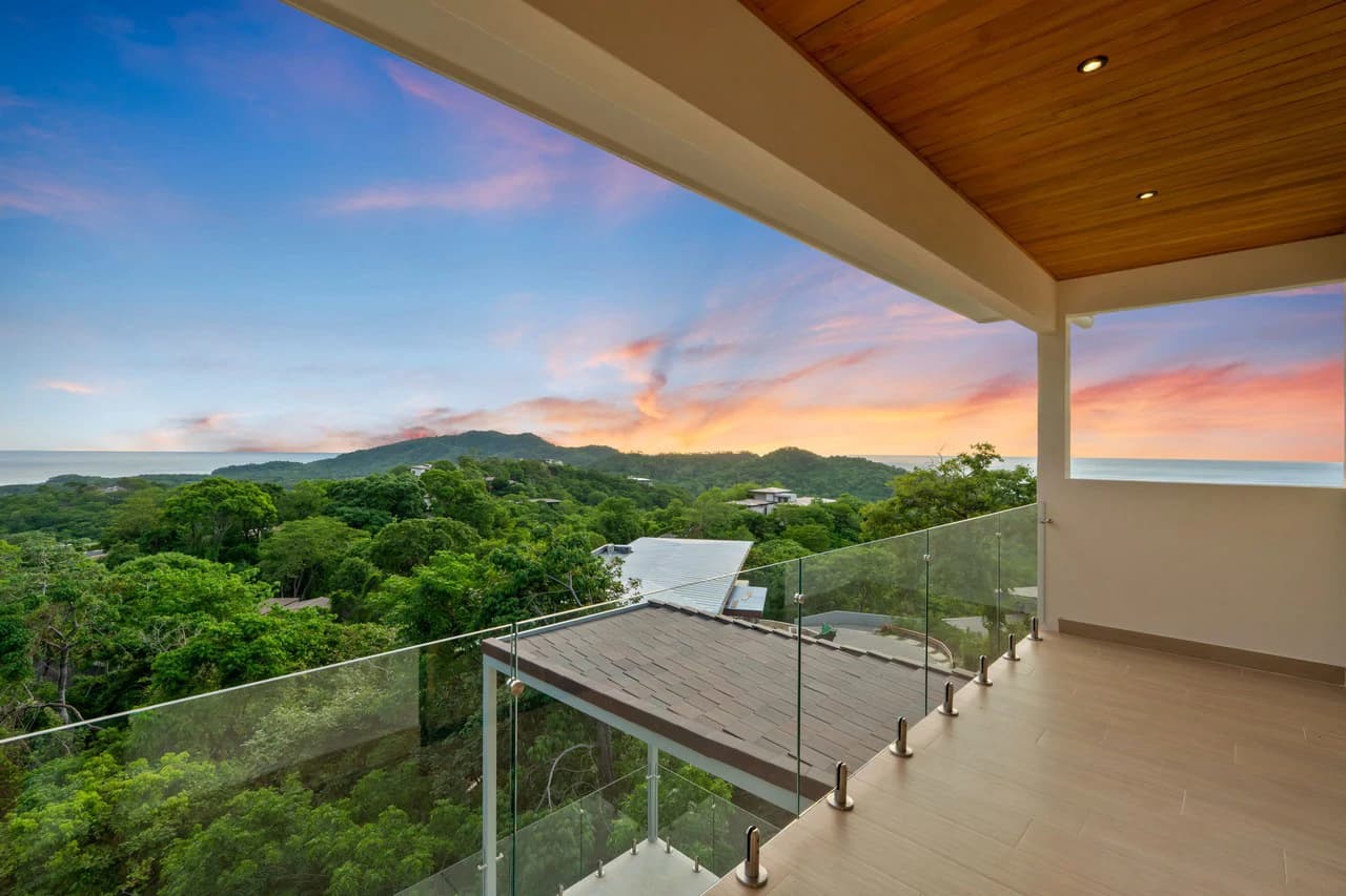 Casa Flores del Mar: Contemporary Ocean-View Home in Las Ventanas - photo 23