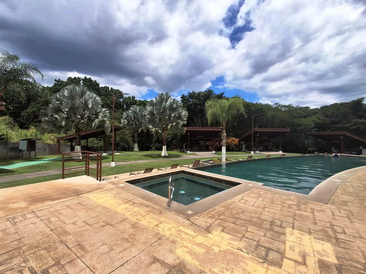 Urgent - Fire Sale!: Modern Home in Gated Montezuma - photo 14