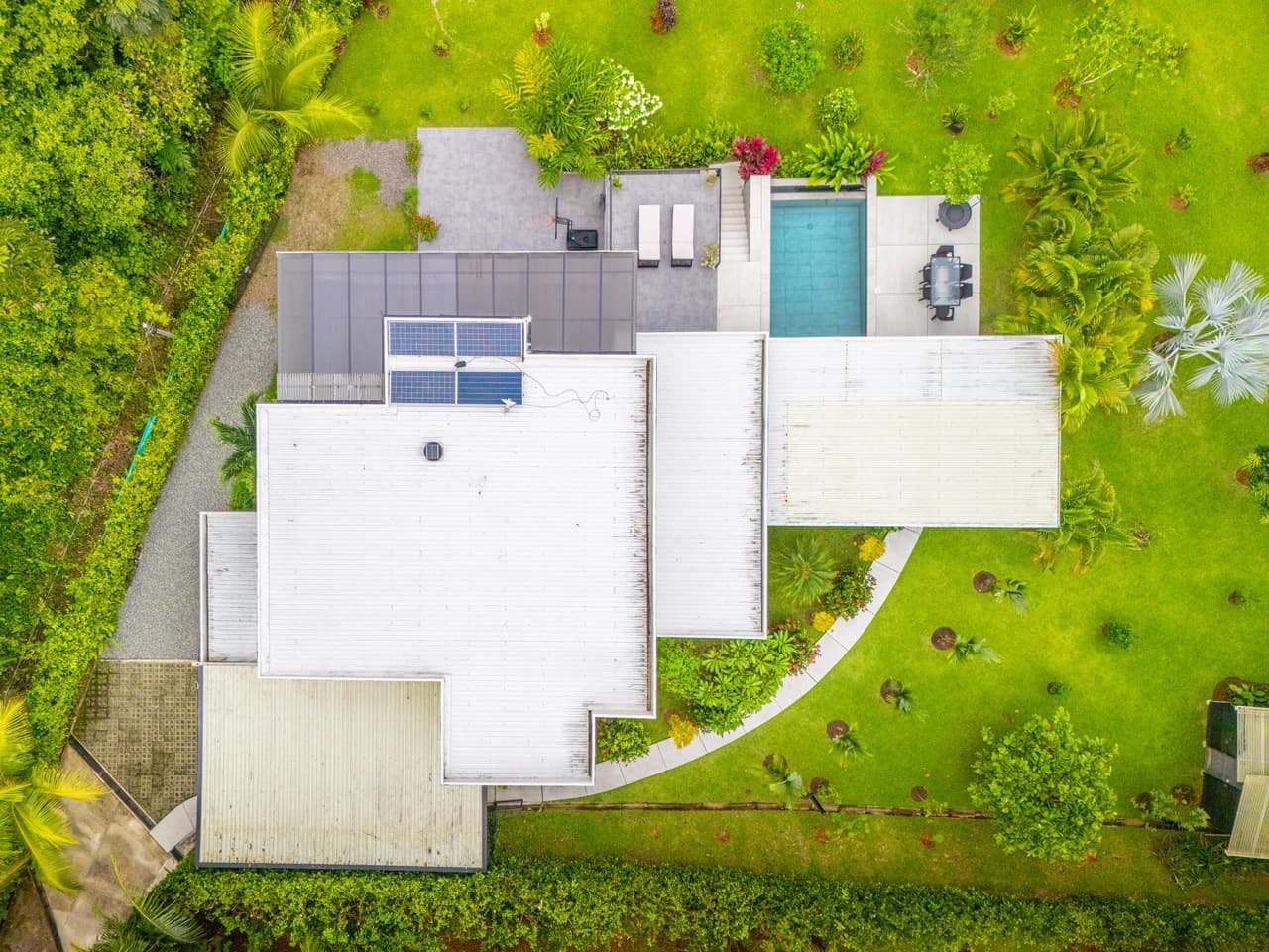 Outstanding Garden Treasure in Ojochal, Modern 4 bedroom on 1 acre - photo 8