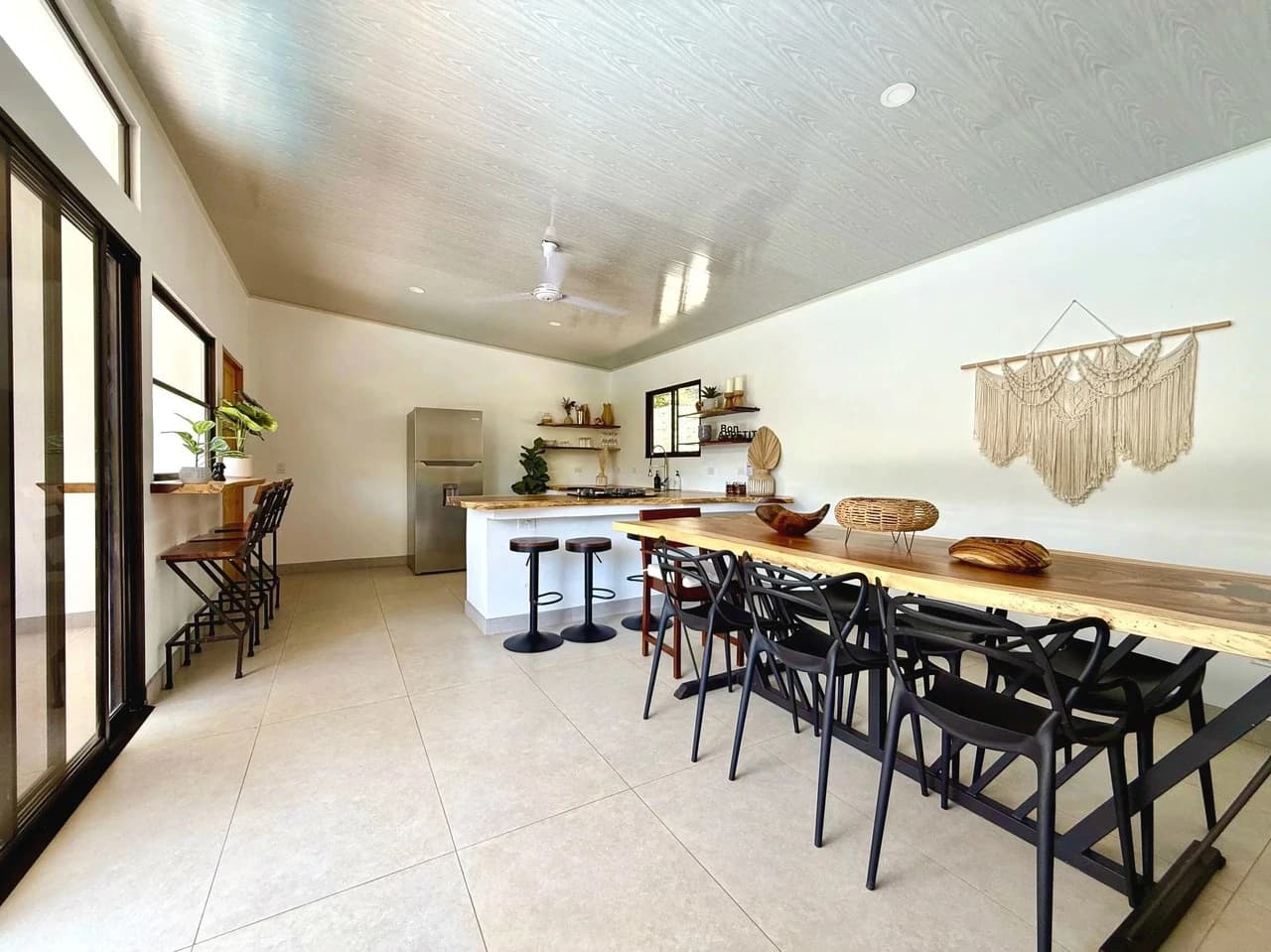 CASA BRISA ABIERTA: Turnkey Tropical Living on the Edge of Cobano $349,950 USD - photo 15