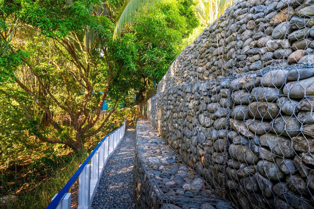 Casa Vista Harmonia: Legendary Ocean Views and Sustainable Living! - photo 38