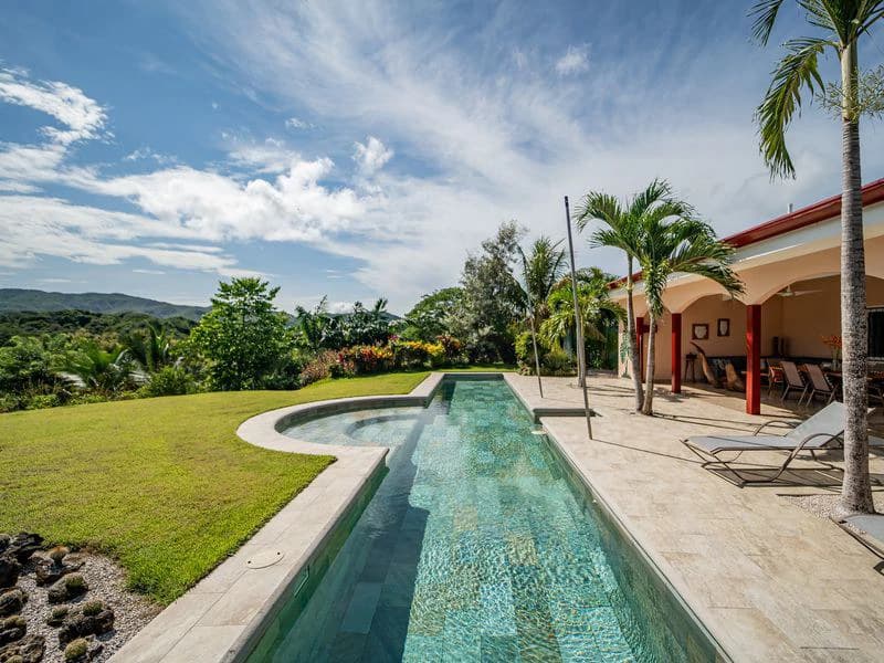 Casa Koi: Luxury 3-Hectare Hilltop Property with Stunning 360° Mountain Views, Main Home, Guest House & Workshop, Minutes from Samara - photo 5
