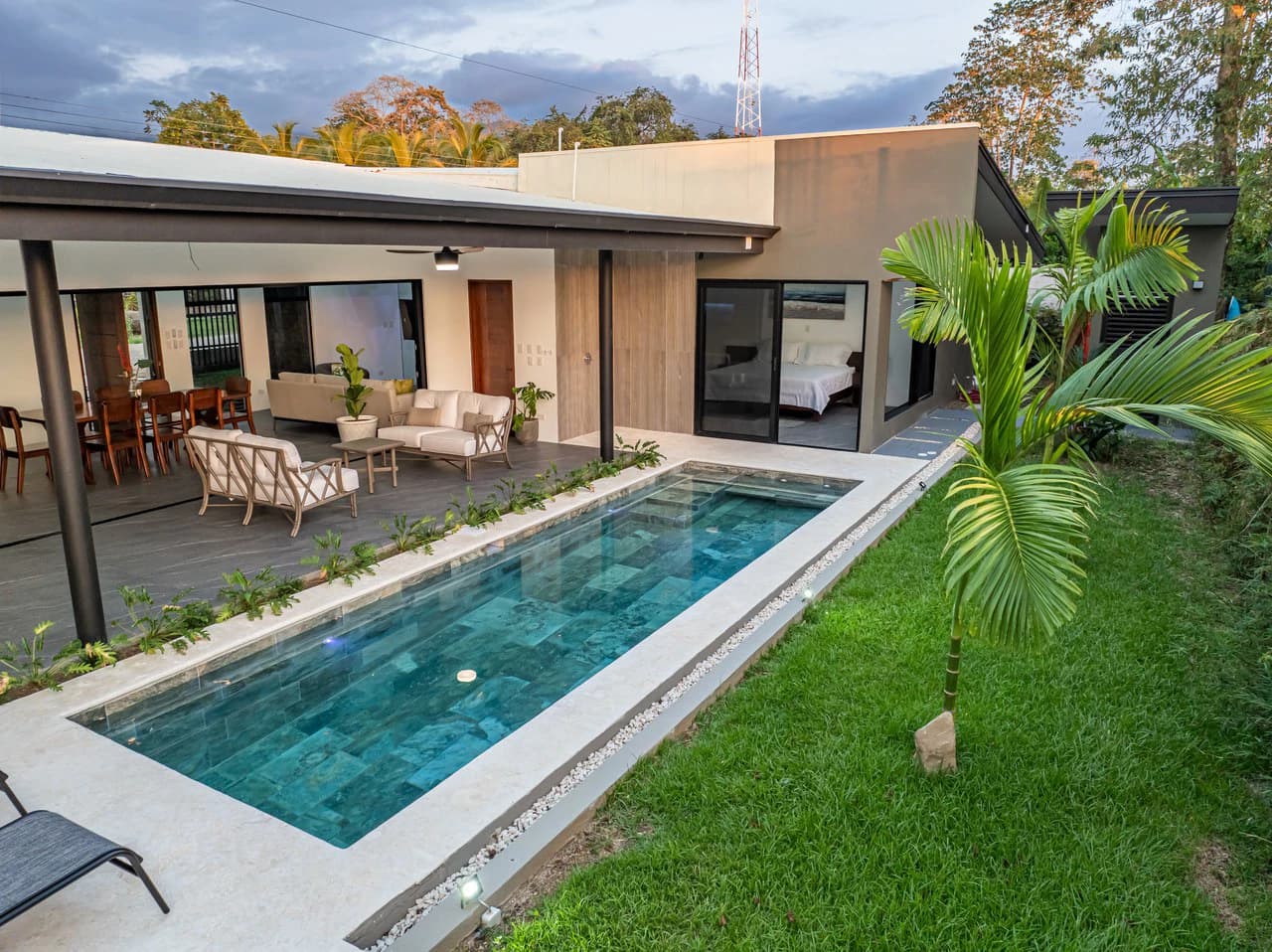 STYLISH 3 BED, 3 BATH BRAND NEW VILLA IN UVITA.: Mountain Villa For Sale in Uvita - photo 50
