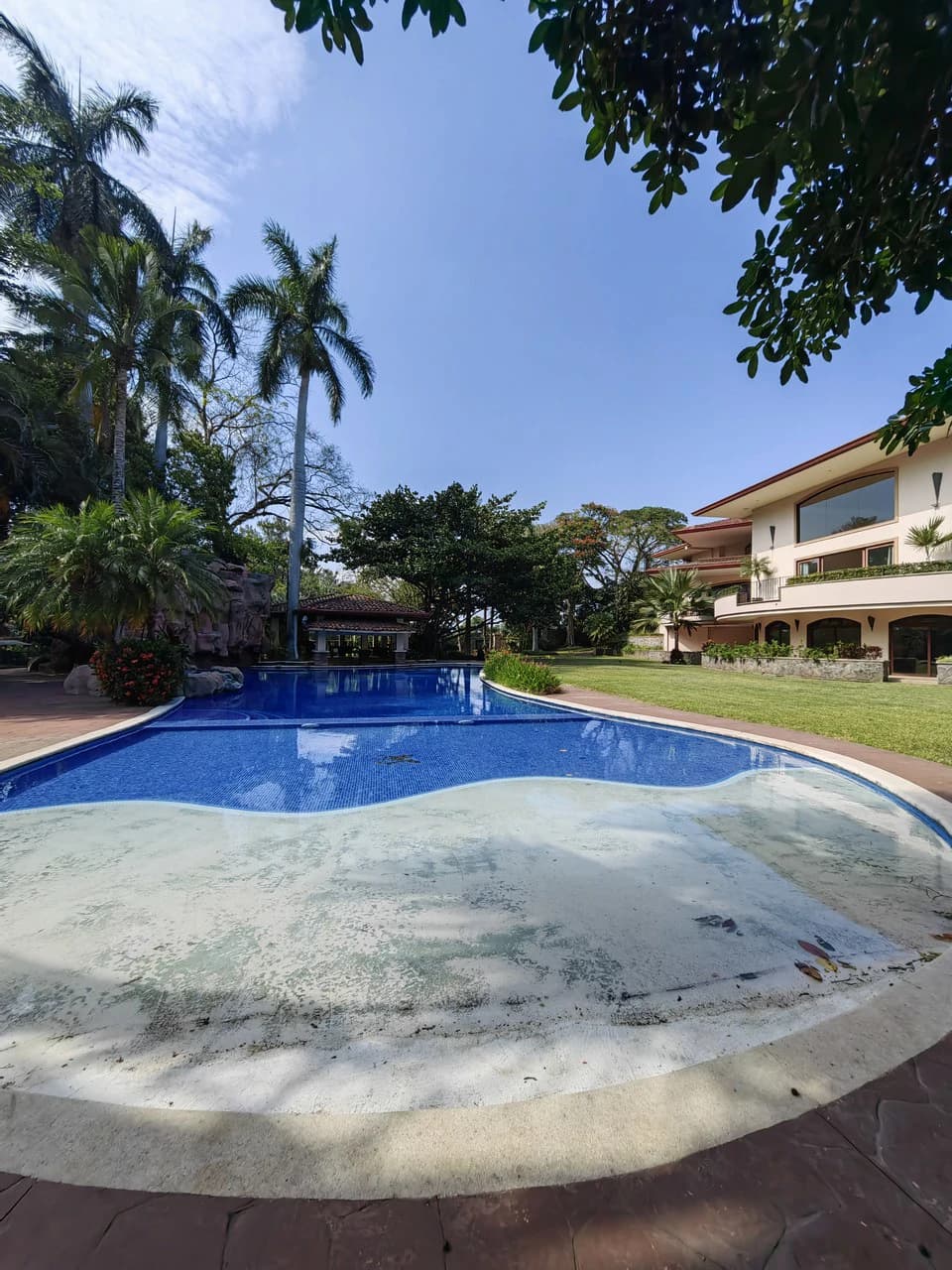 Mansion en venta Escazu: Mansion for sale in Escazu - photo 8