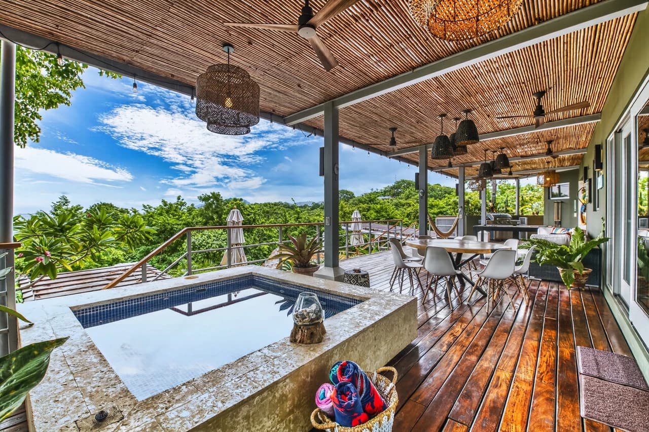 Casa Pochote: Artisan Luxury Villa Near Tamarindo | Pool, Jacuzzi & Langosta Beach Club Membership Included - photo 39