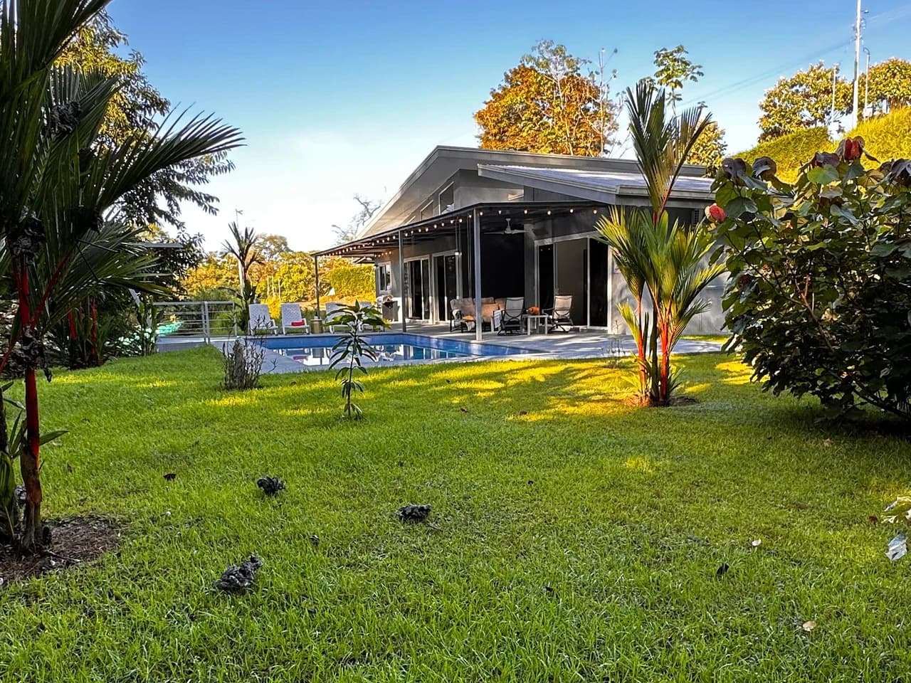 Perfect for Families or a Peaceful Retirement, Uvita Pacific Ocean Town: House For Sale in Uvita - photo 10