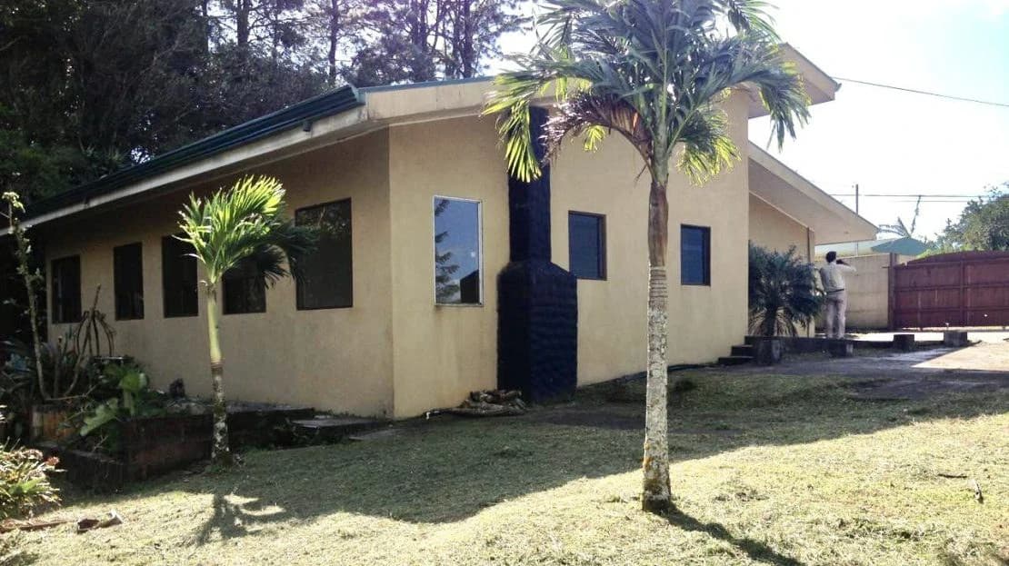 BAMBOO GARDEN - Large Country Home - Ready for Your Personal Touch! - photo 8