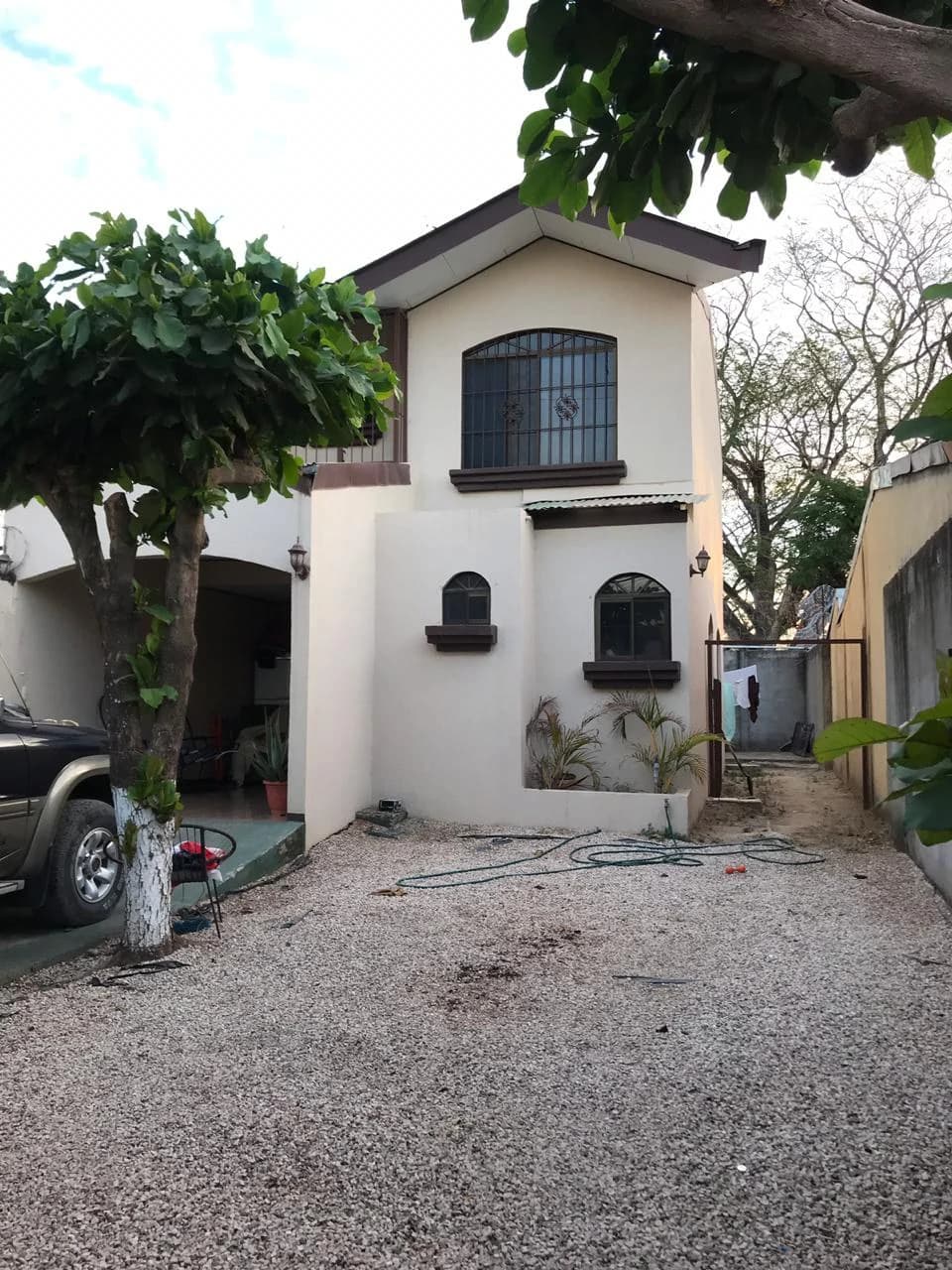 Beautiful house in Liberia - photo 2