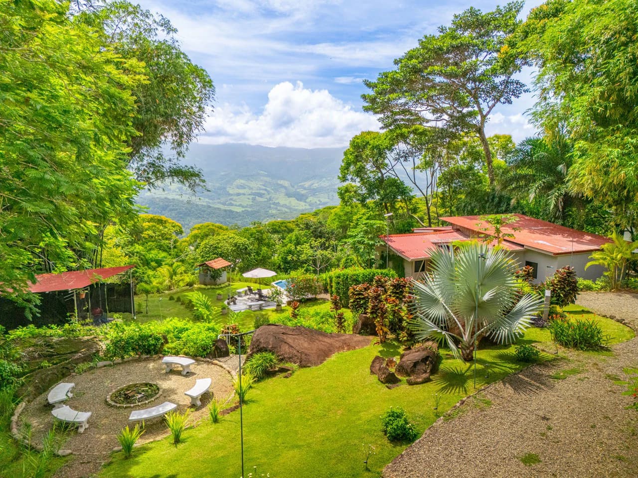Sueños de Mariposa – A Boutique Paradise in the Hills of Lagunas. Stunning Views!: Mountain Property For Sale in Lagunas - photo 9