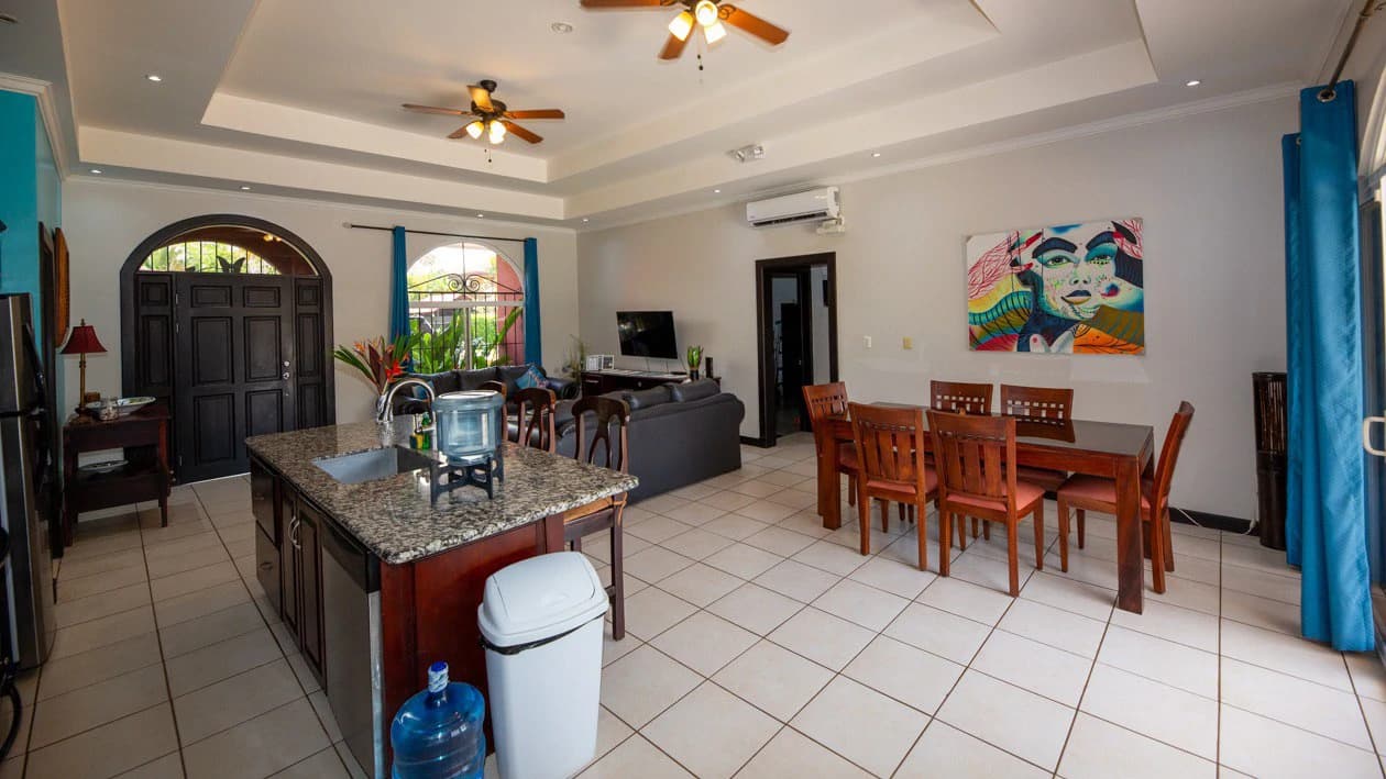 Fantastic Casa Oasis, walk to the beach in Bejuco!: Private Pool in Highly Sought after Neighborhood Ner the beach! - photo 18