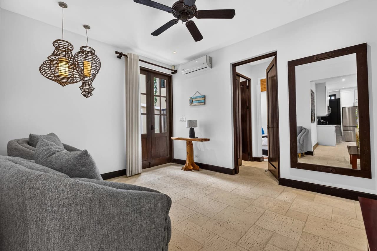 16 Avenida La Antigua: Renovated Turn- Key Living in the Heart of Las Catalinas - photo 10