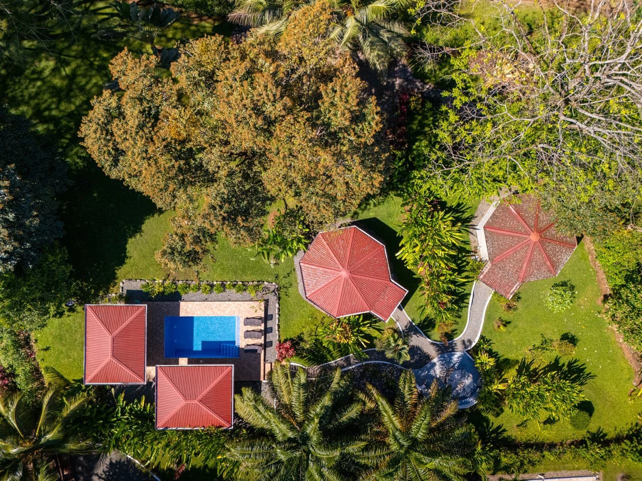 Villas Octagon: Prime Investment & Lifestyle Opportunity