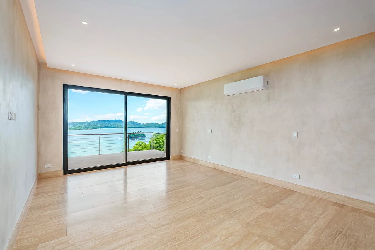 Casa Vision: Luxury Estate with Sweeping Ocean Views - photo 16
