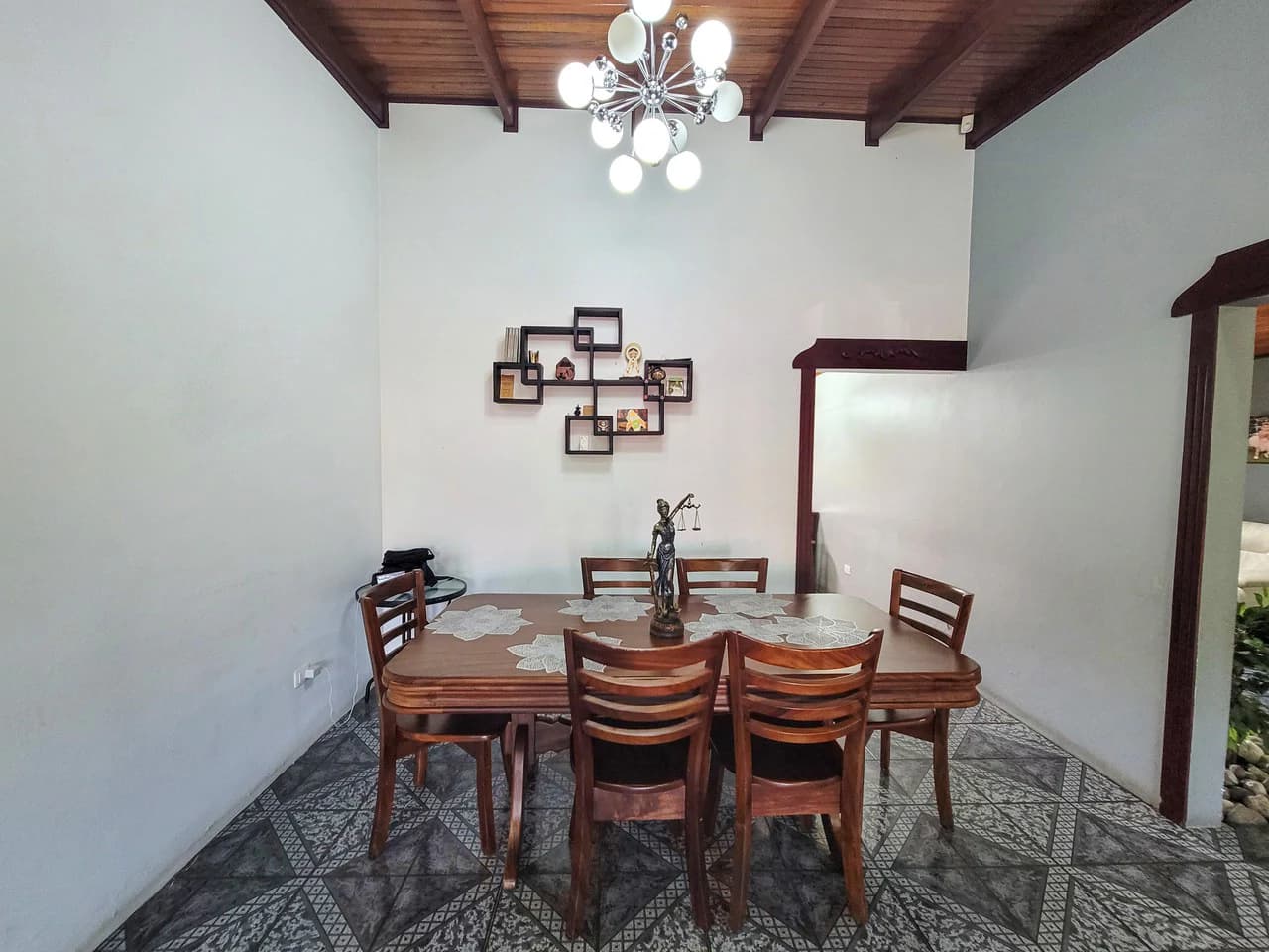House For Sale in Santa Gertrudis - photo 5