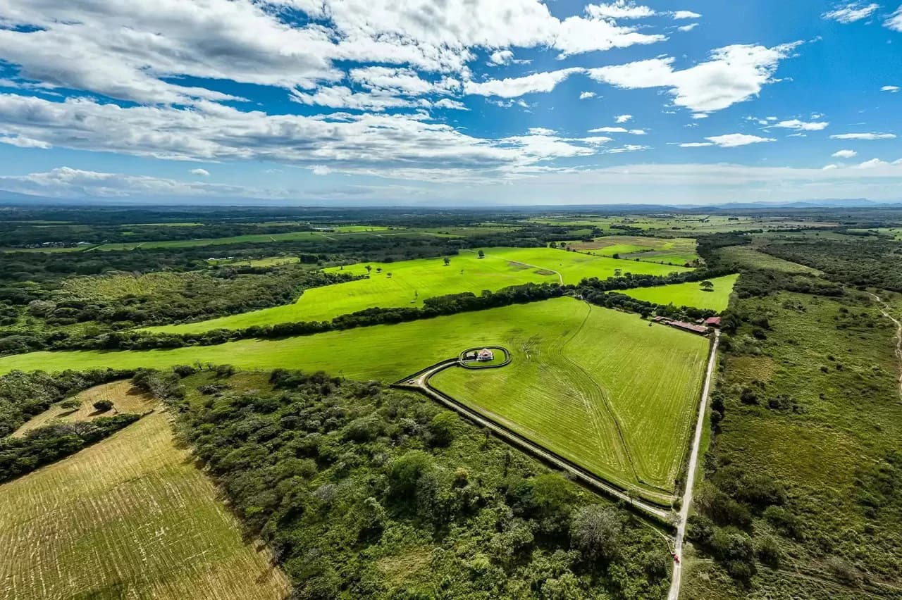 Luxury estate for sale in Guanacaste - photo 5