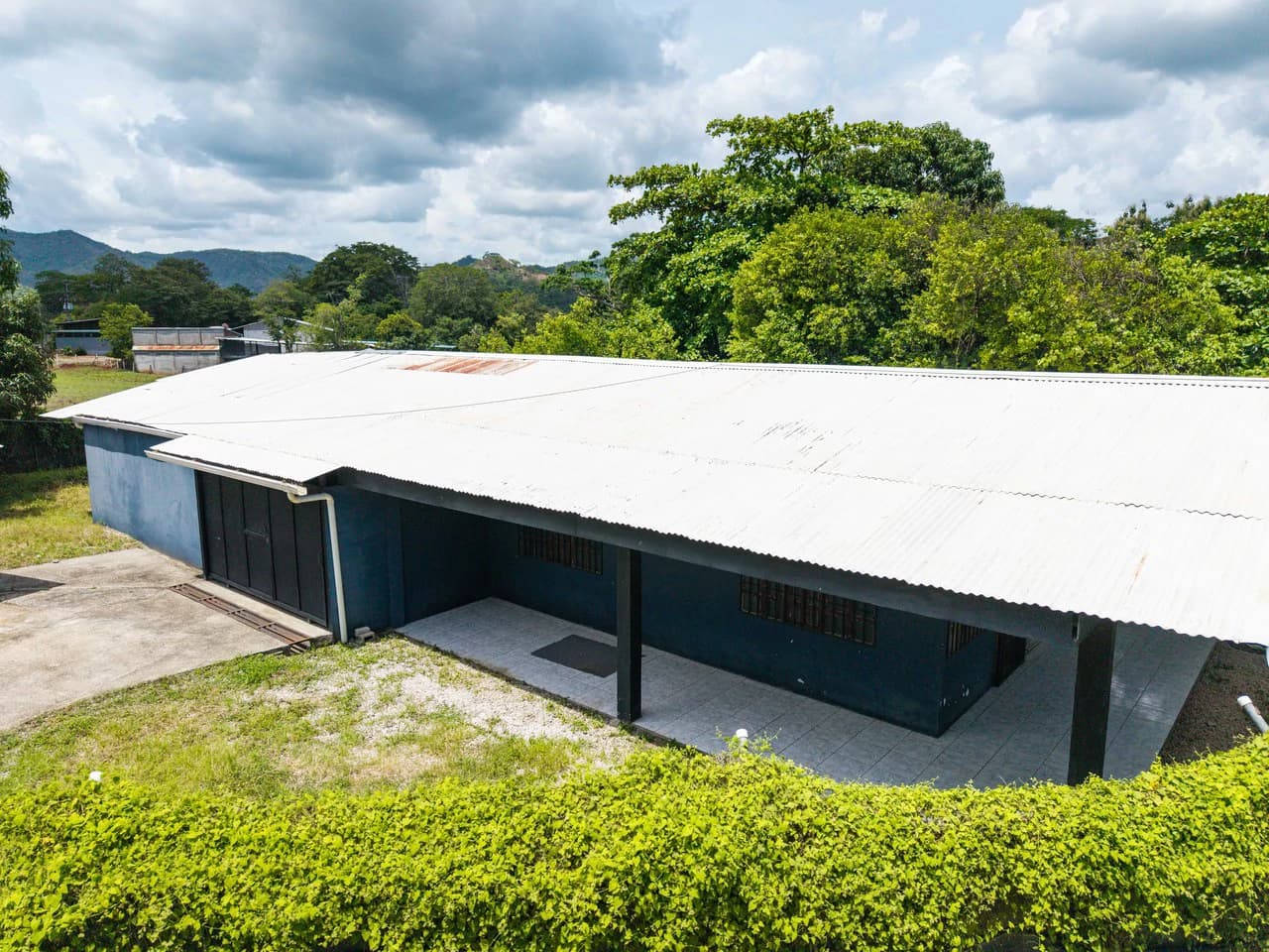 Potrero Fixer Upper: Fully Serviced 500 m² Lot - photo 11