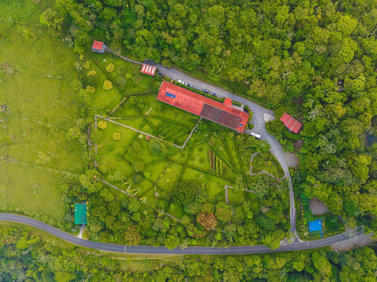 Celeste Mountain Lodge: Mountain Hotel/Resort/Hostel For Sale in Bijagua - photo 10