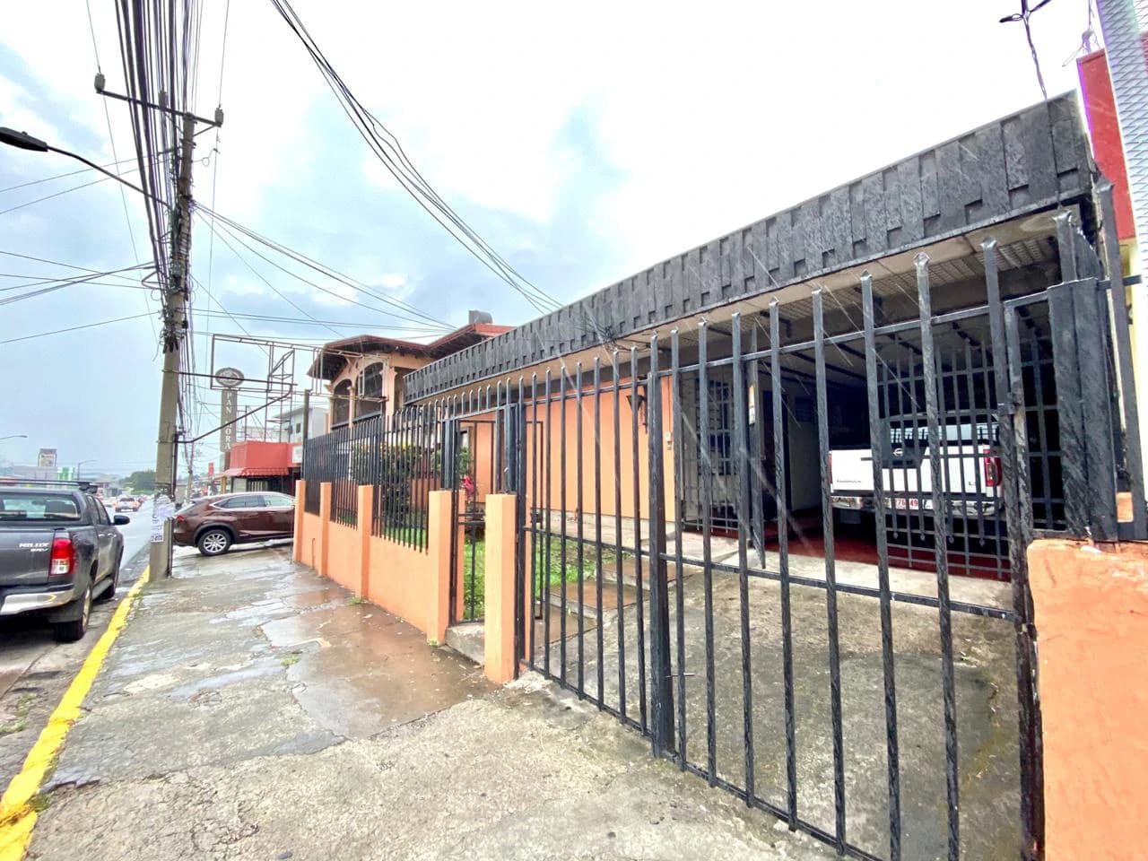 Independent 4 Bedroom House for Sale on Calle Ancha de Pavas San José Costa Rica - photo 16