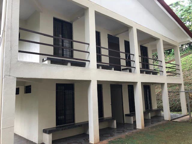 0.27 ACRES – 3 Bedroom Solid & Beautiful Home In Central Location, Easy 2WD Access!!! - photo 16
