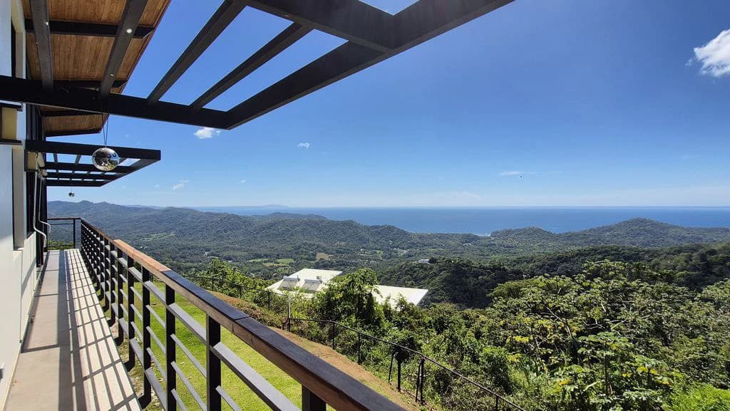 Casa Pacifica: Contemporary Home with Spectacular Ocean View - Pool and Jacuzzi - photo 6