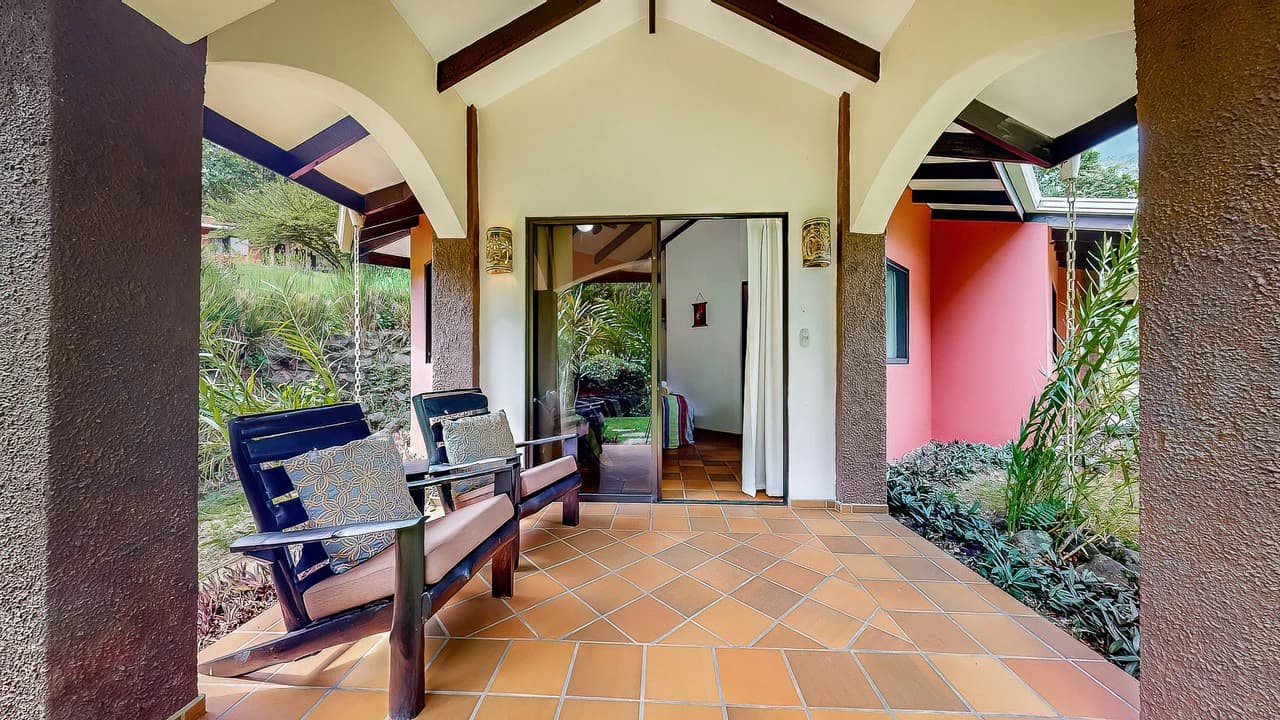 A TRANQUIL HAVEN: PRIME INVESTMENT OPPORTUNITY IN UVITA'S LUSH RIVER ENCLAVE: Mountain Hotel/Resort/Hostel For Sale in Uvita - photo 34