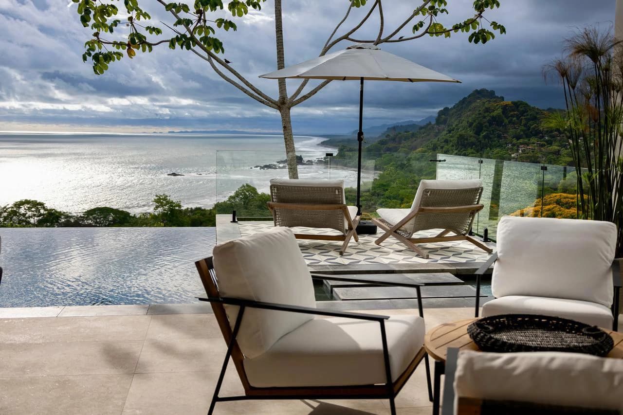 Luxurious 5 Bedroom Coastal Estate Dominical - photo 6
