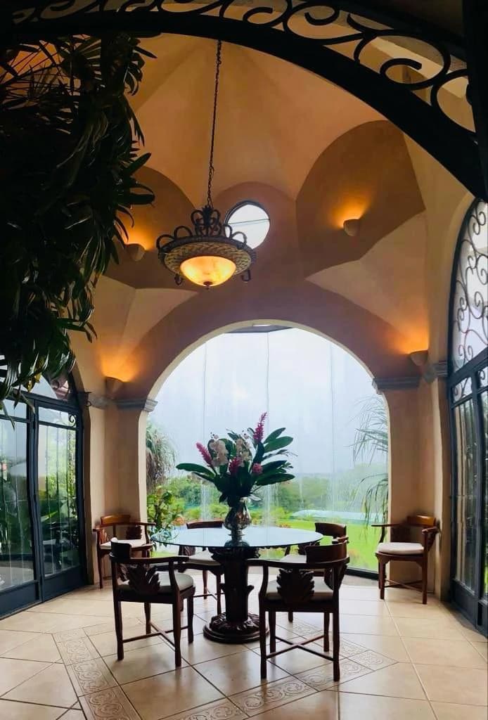 For Sale Luxury Commercial House with Large Gardens in Brasil de Mora Ciudad Colón Costa Rica - photo 4