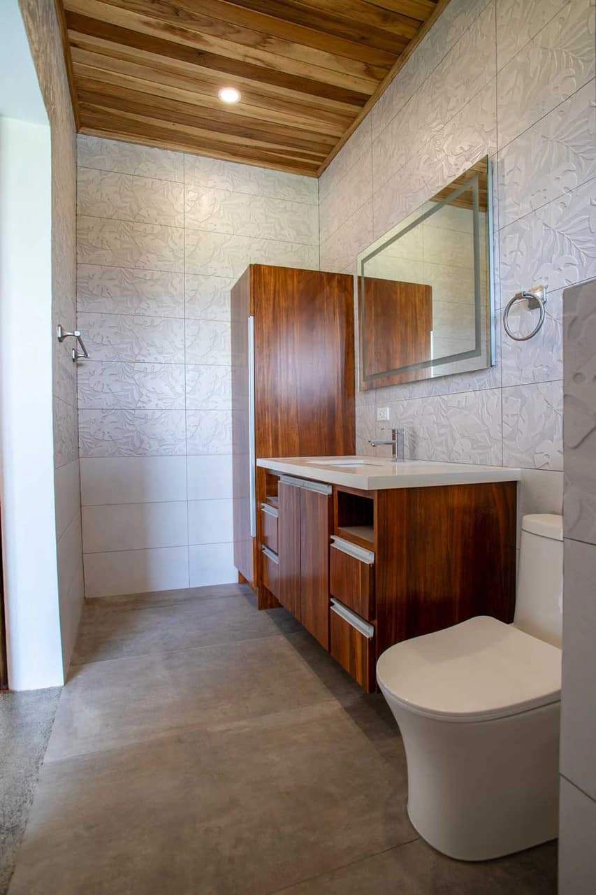 New Single-Story Home for Sale in Las Rocas, Atenas – Pool, Jacuzzi & Panoramic Views - photo 22
